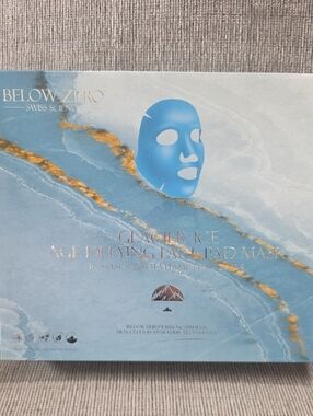 Below Zero Glacier Ice Age Defying Facial Pad Mask, New In Box, 16 Masks.